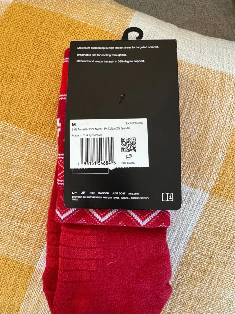 Nike Elite Christmas Dri-Fit Basketball Red Crew Socks with Gold Swoosh 🎅🏻🤶